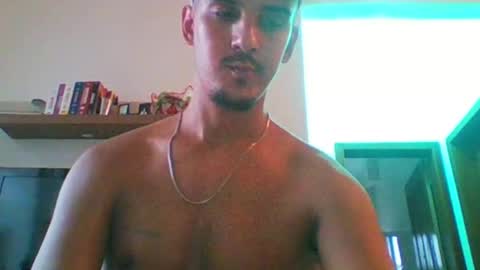 Snapshot of aelucius chatting on 01-24-25, 09:05 Luci online show from 01-24-25, 09:05