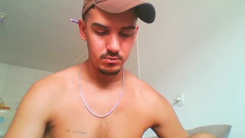 Snapshot of aelucius chatting on 01-25-25, 06:02 Luci online show from 01-25-25, 06:02