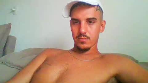 Snapshot of aelucius chatting on 01-25-25, 09:25 Luci online show from 01-25-25, 09:25