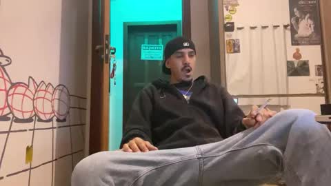 Snapshot of aelucius chatting on 09-29-25, 01:44 Luci online show from 09-29-25, 01:44