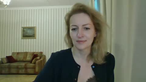 aeroliss online show from 06-11-26, 06:28