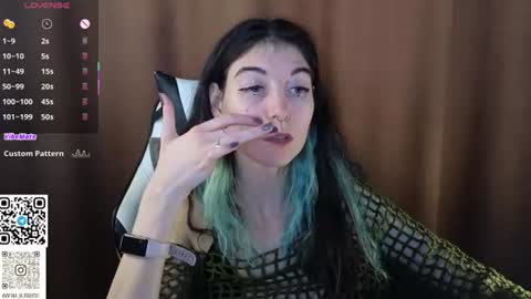 Snapshot of afina_blessyou chatting on 06-28-26, 03:23 Afina online show from 06-28-26, 03:23