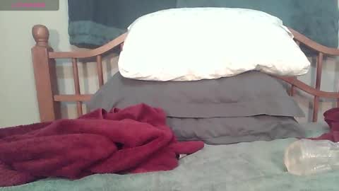 afreeman1 online show from 09-25-25, 01:15