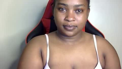 stella online show from 10-31-25, 03:46