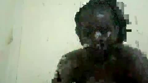 Snapshot of african_goddess22 chatting on 06-09-26, 09:10 african_goddess22 online show from 06-09-26, 09:10