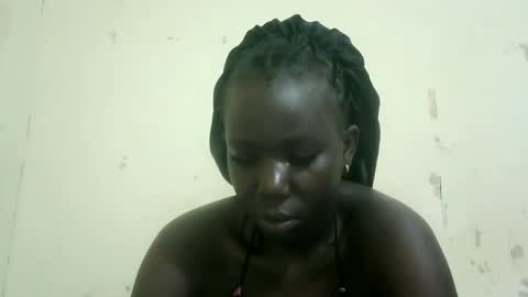 Snapshot of african_goddess22 chatting on 06-10-26, 06:01 african_goddess22 online show from 06-10-26, 06:01