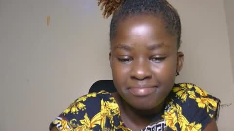 Snapshot of african_sluttygal chatting on 11-16-25, 06:35 african_sluttygal online show from 11-16-25, 06:35