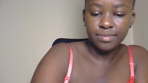 Snapshot of african_sluttygal chatting on 11-17-25, 10:59 african_sluttygal online show from 11-17-25, 10:59