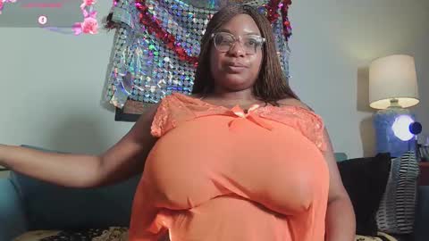 Snapshot of africanvalhalla chatting on 02-06-26, 09:12 Ms. Livvy Kinka online show from 02-06-26, 09:12