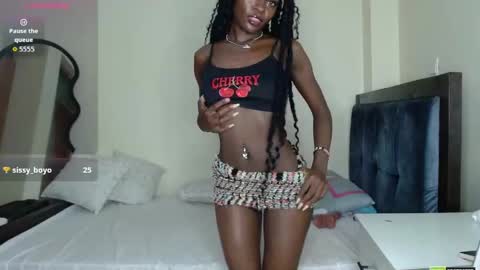 Mia online show from 05-21-26, 09:16