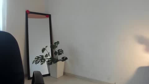 Lorena online show from 10-28-25, 02:53