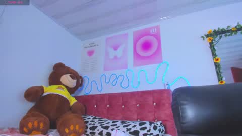 Snapshot of afrodita_meraki chatting on 07-14-26, 02:05 Afrodita online show from 07-14-26, 02:05