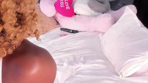 AfroditaRoy online show from 05-15-26, 11:45