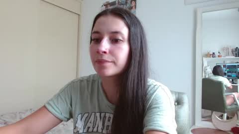 afrodithaa_ online show from 04-10-26, 05:17