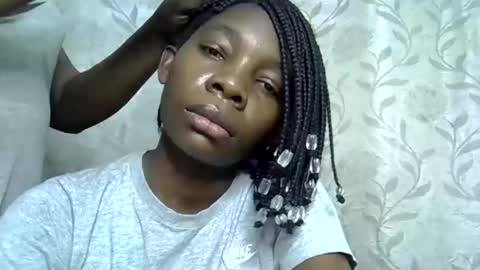 Snapshot of afronubians_ chatting on 03-02-25, 08:05 pink and josphen online show from 03-02-25, 08:05