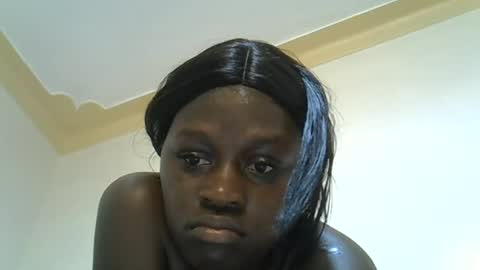 Snapshot of afronubians_ chatting on 06-13-26, 04:32 pink and josphen online show from 06-13-26, 04:32