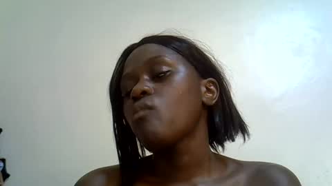 Snapshot of afronubians_ chatting on 06-14-26, 05:48 pink and josphen online show from 06-14-26, 05:48