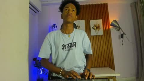 afrowayuu online show from 05-19-26, 05:52