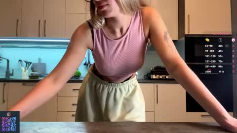 Mila -call me cute online show from 05-20-26, 04:24