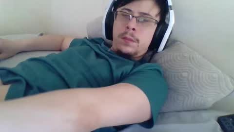 Snapshot of agamer chatting on 03-24-26, 12:43 agamer online show from 03-24-26, 12:43