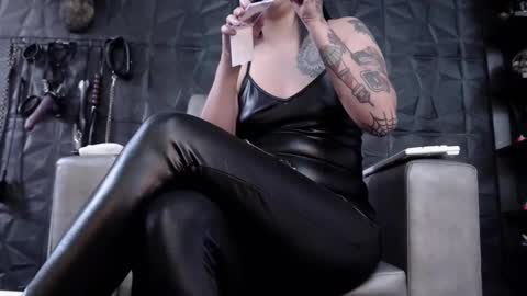 Snapshot of agata_darkness chatting on 02-14-25, 04:52 Miss Agata online show from 02-14-25, 04:52