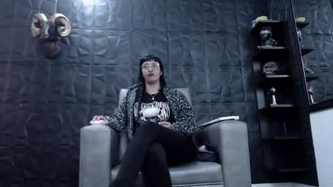 Snapshot of agata_darkness chatting on 03-04-25, 05:03 Miss Agata online show from 03-04-25, 05:03