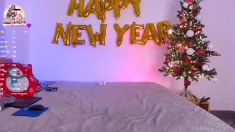 Snapshot of agata_haris chatting on 12-30-24, 05:26 Agata online show from 12-30-24, 05:26