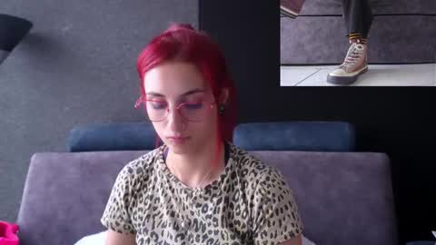 Agata Collinss online show from 09-29-25, 09:08