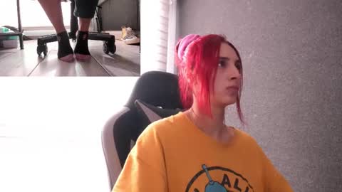 Snapshot of agatacollinsss chatting on 01-18-26, 12:53 Agata Collinss online show from 01-18-26, 12:53