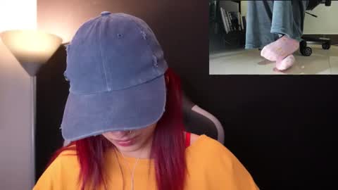 Snapshot of agatacollinsss chatting on 02-15-26, 12:40 Agata Collinss online show from 02-15-26, 12:40