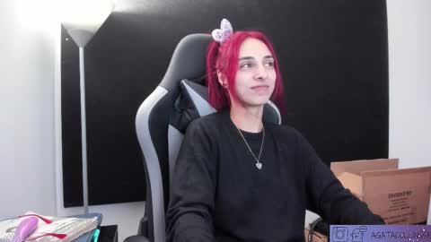 Snapshot of agatacollinsss chatting on 03-02-26, 05:08 Agata Collinss online show from 03-02-26, 05:08