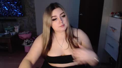 Snapshot of agatasweeti chatting on 01-16-25, 07:20 Agata online show from 01-16-25, 07:20