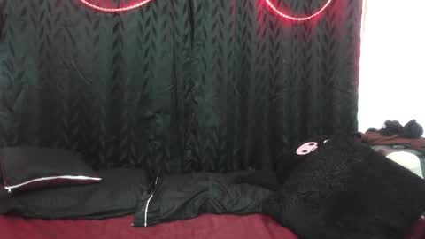 A G A T H A   R O S E online show from 04-24-26, 02:41