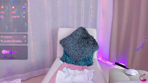 Snapshot of agatha__milf chatting on 12-15-24, 09:53 Elon M 3 online show from 12-15-24, 09:53