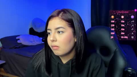 Cat online show from 02-07-25, 07:29