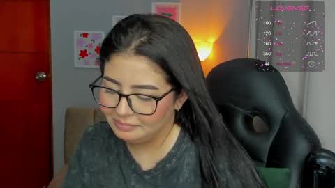 Cat online show from 04-11-26, 07:45