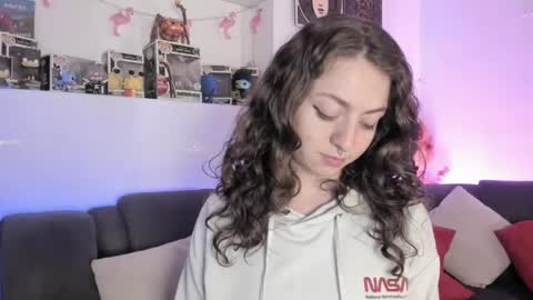 Camila     2 online show from 05-19-26, 12:05