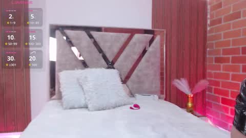 Agathaa white online show from 11-29-25, 11:13