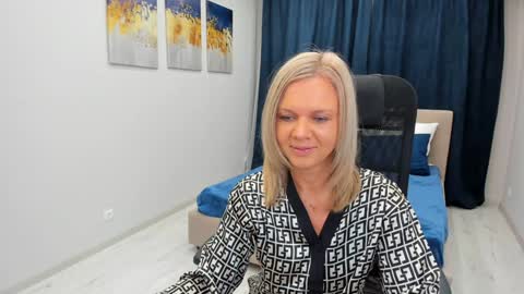 Agatha online show from 01-19-25, 04:12