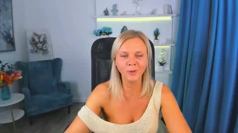 Agatha online show from 11-23-25, 07:02