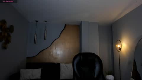 Agatha online show from 02-15-25, 08:33