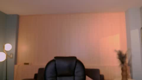 Agatha online show from 12-15-25, 01:21