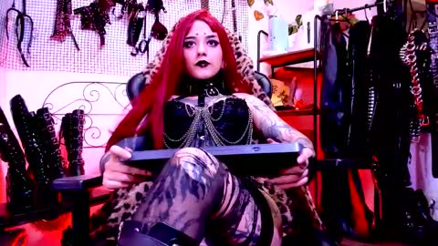 Agatha Fox online show from 11-04-25, 07:13