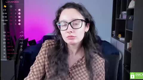 Snapshot of agattasmith chatting on 01-05-26, 05:27 AgattaSmith online show from 01-05-26, 05:27