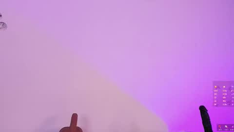 Maggie   online show from 11-11-25, 10:43