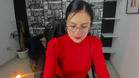 Aghata Moon online show from 01-30-25, 06:00