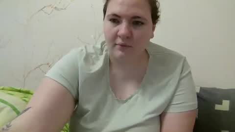 Snapshot of aglaya_fame chatting on 12-19-24, 11:18 Aglaya Fame online show from 12-19-24, 11:18