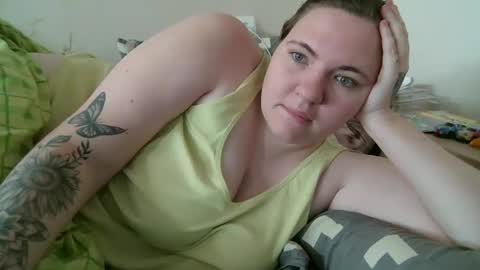 Snapshot of aglaya_fame chatting on 12-20-24, 07:44 Aglaya Fame online show from 12-20-24, 07:44