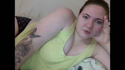 Snapshot of aglaya_fame chatting on 12-28-24, 08:48 Aglaya Fame online show from 12-28-24, 08:48