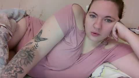 Snapshot of aglaya_fame chatting on 12-30-24, 07:37 Aglaya Fame online show from 12-30-24, 07:37